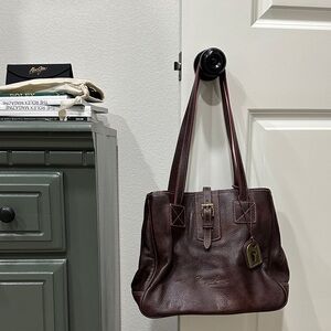 Dooney & Bourke pebbled leather purse.